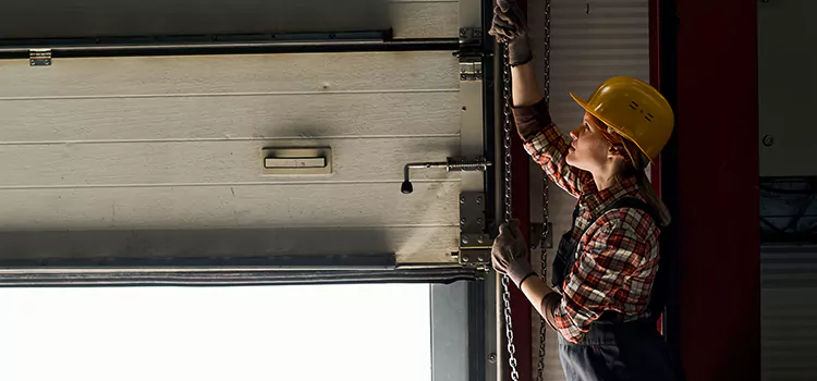 Addressing Common Garage Door Stoppage Issues in Aliso Viejo, CA